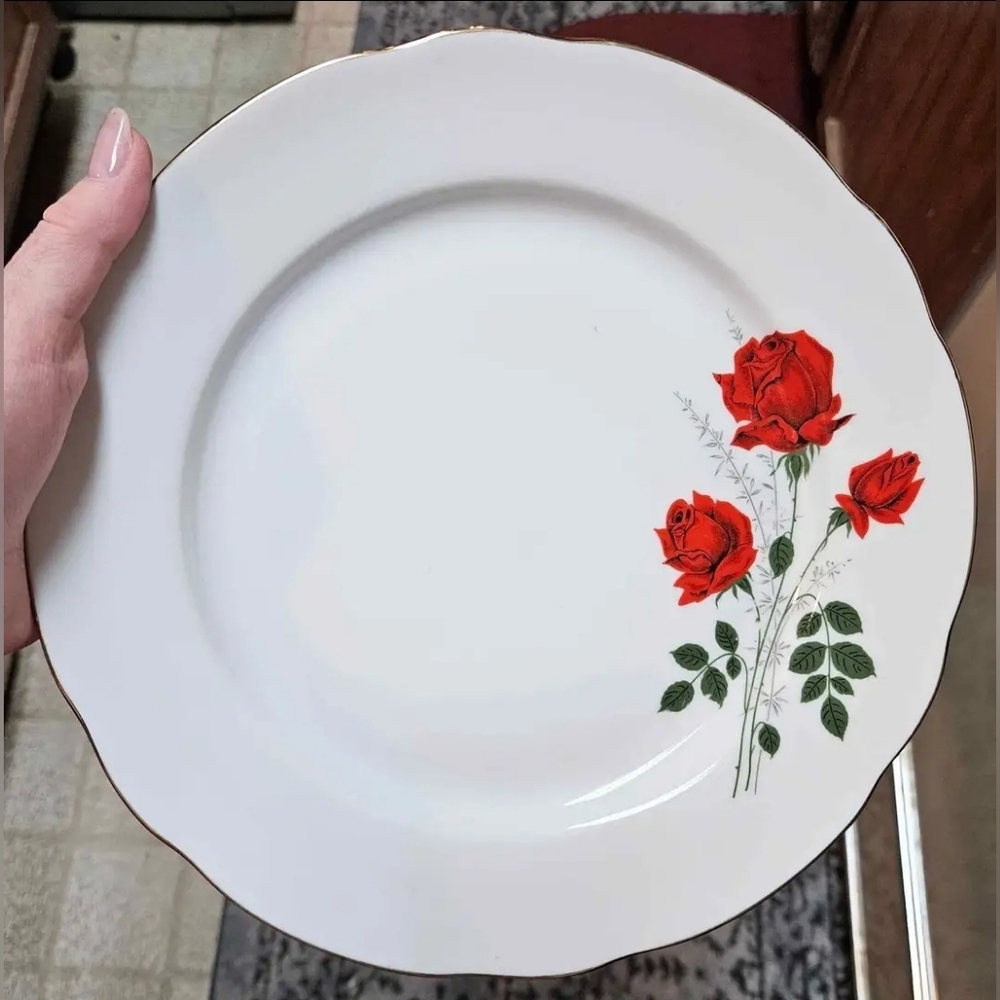 Kronester Bavarian Germany Rose China (Lot #2) 6 Dinner Plates Holiday Red